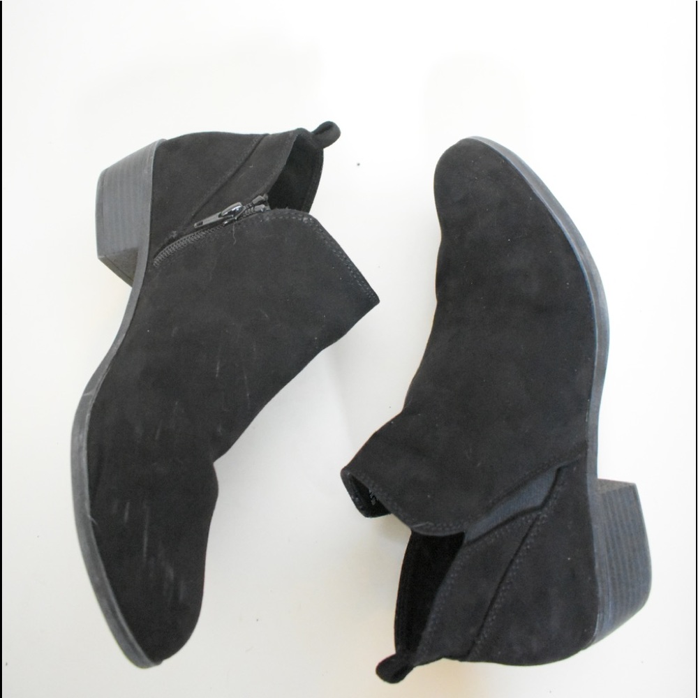 SO ankle boots
